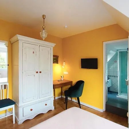 A La Maison Du Heron Bed and Breakfast Βιλνέβ ντ' Ασκ